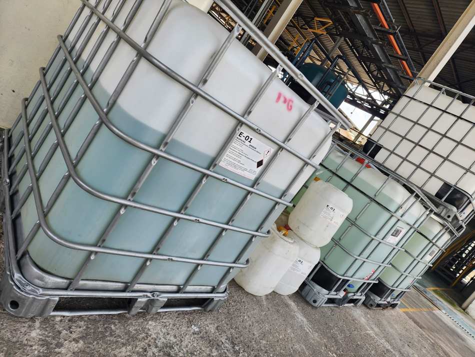 Blended treatment chemicals in IBC totes