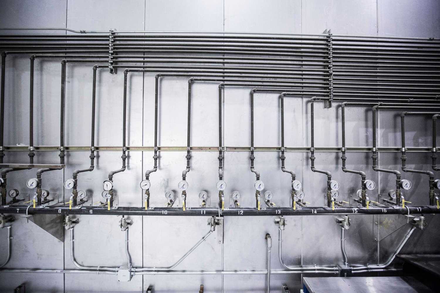 Process pipework and pressure gauges